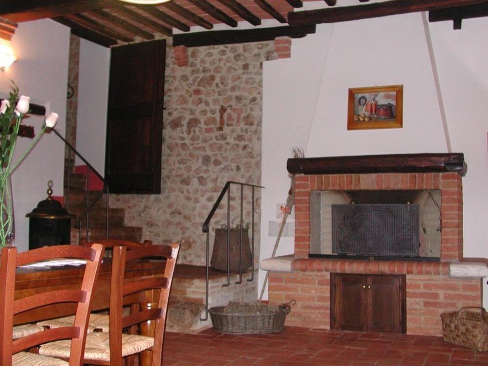 בית הארחה Valli 	Casale Il Colombaio Di Toiano חדר תמונה